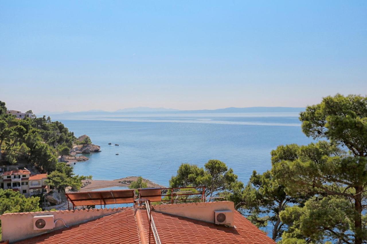 Apartments By The Sea Brela, Makarska - 6688 Exterior photo